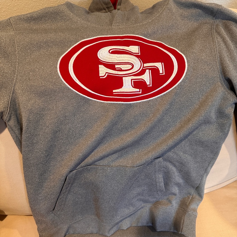 San Francisco 49ers hoodie